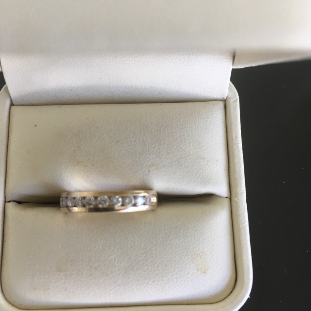 Ring - Picture 4 of 4